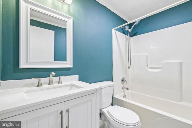 1437 CEDARHURST RD, Shady Side, MD 20764