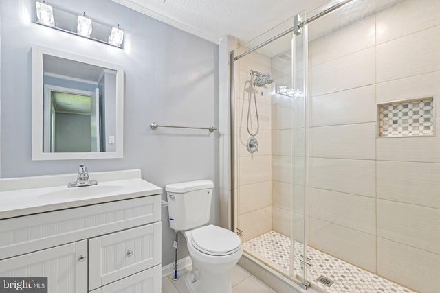 1437 CEDARHURST RD, Shady Side, MD 20764