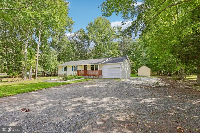 1437 CEDARHURST RD, Shady Side, MD 20764