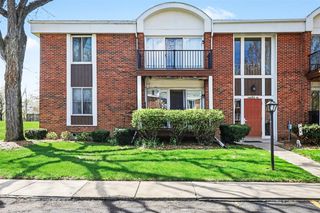 29502 Bobrich Street 23, Livonia, MI 48152
