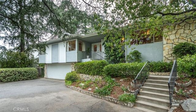 931 Vista Del Valle, La Canada Flintridge, CA 91011