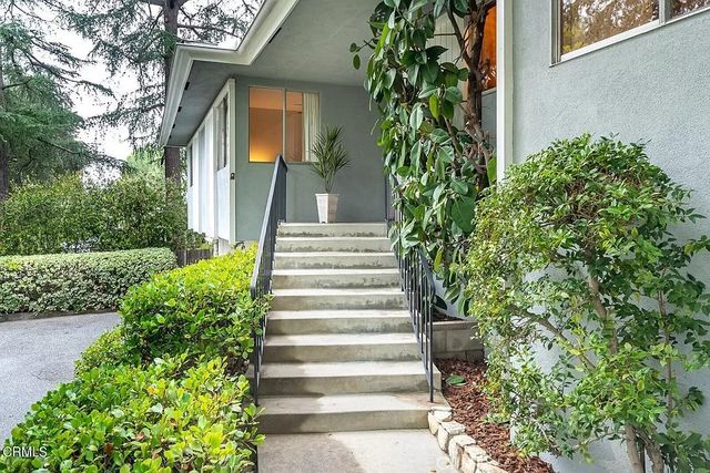 931 Vista Del Valle, La Canada Flintridge, CA 91011