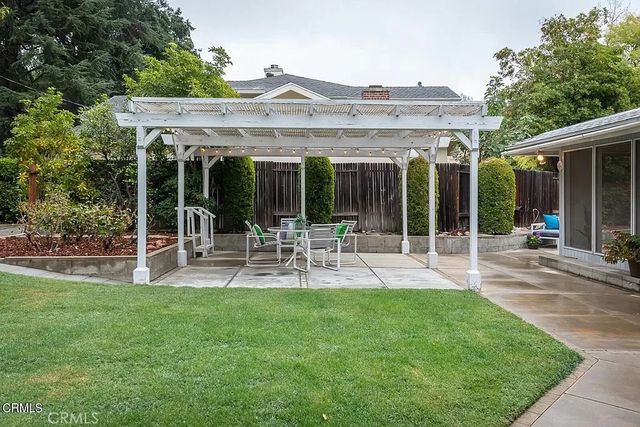 931 Vista Del Valle, La Canada Flintridge, CA 91011