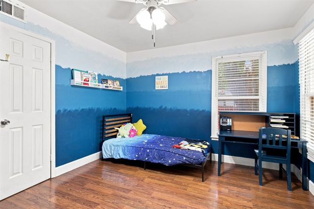 1817 Ellington Drive, Fort Worth, TX 76112