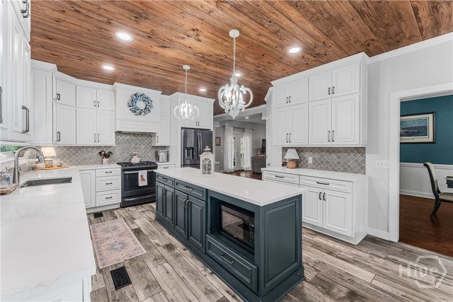 300 Kieffer Hill Road, Springfield, GA 31329