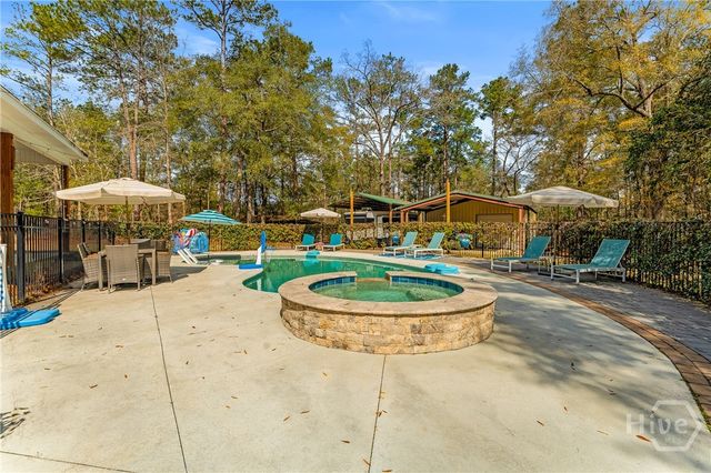 300 Kieffer Hill Road, Springfield, GA 31329