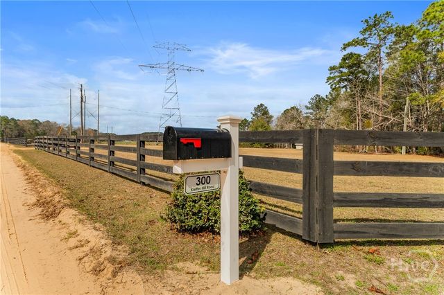 300 Kieffer Hill Road, Springfield, GA 31329