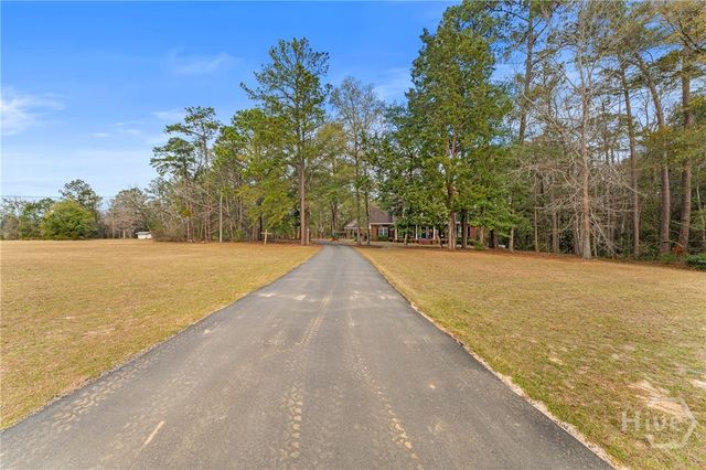 300 Kieffer Hill Road, Springfield, GA 31329