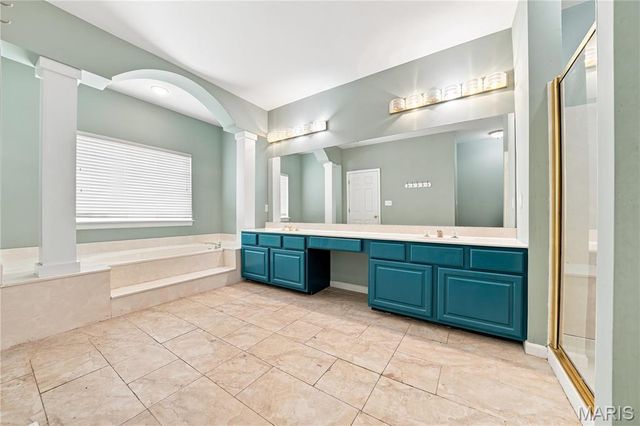 542 Eagles Nest Court, Wildwood, MO 63011