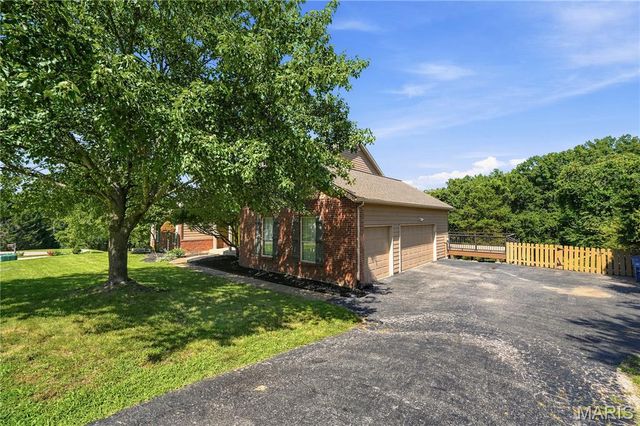 542 Eagles Nest Court, Wildwood, MO 63011