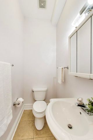 2157 W Erie Street, Chicago, IL 60612