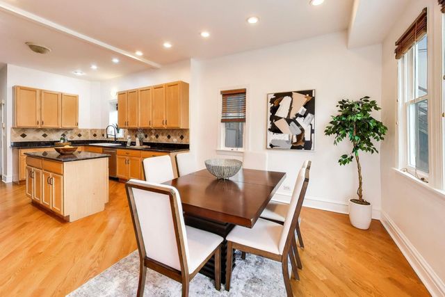 2157 W Erie Street, Chicago, IL 60612