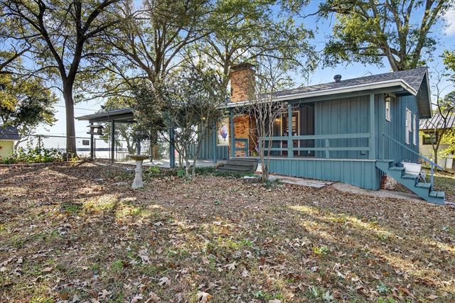 108 Point O View Street, Gun Barrel City, TX 75156