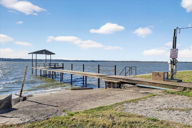 108 Point O View Street, Gun Barrel City, TX 75156