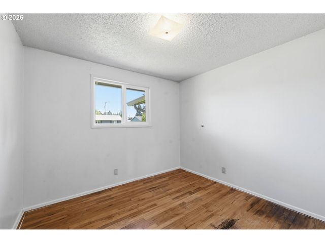 2070 DON JUAN Ave, Eugene, OR 97408