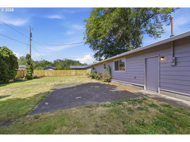 2070 DON JUAN Ave, Eugene, OR 97408