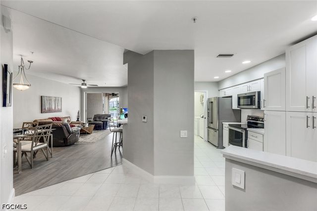 9150 Southmont CV 107, Fort Myers, FL 33908