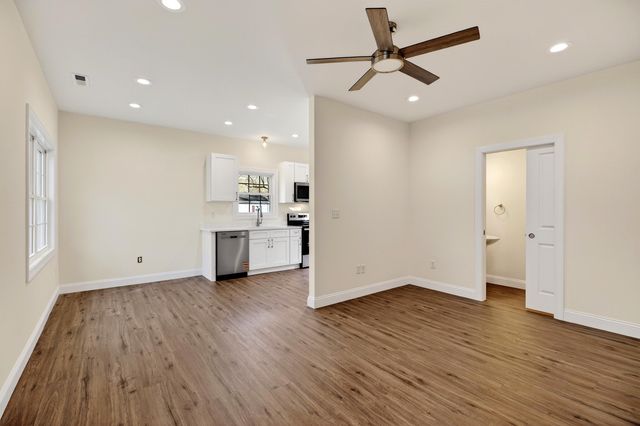 1700 A ST, Waynesboro, VA 22980