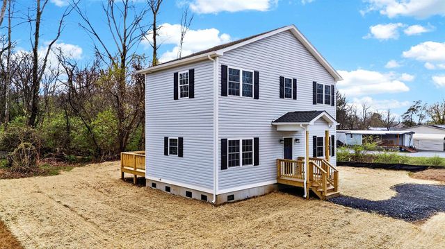 1700 A ST, Waynesboro, VA 22980