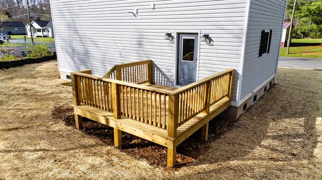 1700 A ST, Waynesboro, VA 22980