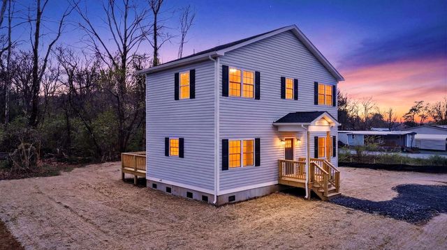 1700 A ST, Waynesboro, VA 22980