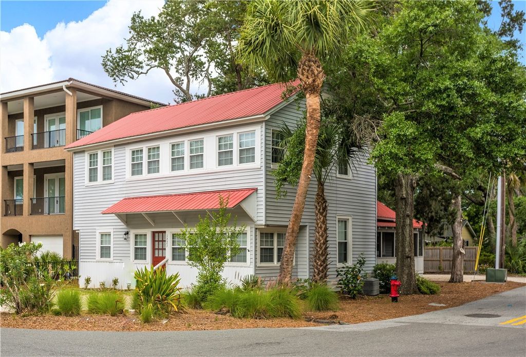 1227 Beachview Drive, St Simons Island, GA 31522