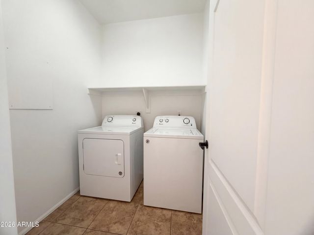 38060 N BONNIE Lane, San Tan Valley, AZ 85140