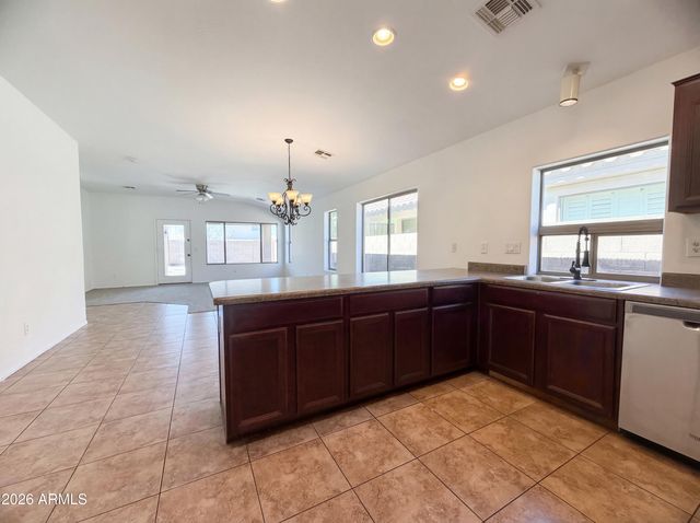 38060 N BONNIE Lane, San Tan Valley, AZ 85140