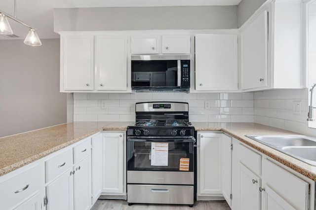 3706 Verhalen Avenue, Houston, TX 77039