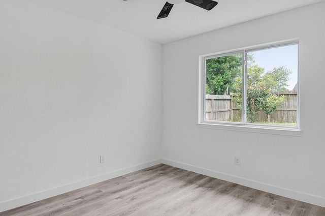 3706 Verhalen Avenue, Houston, TX 77039