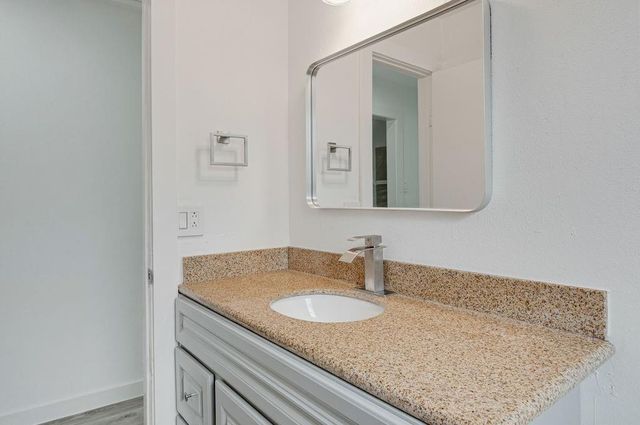 3706 Verhalen Avenue, Houston, TX 77039