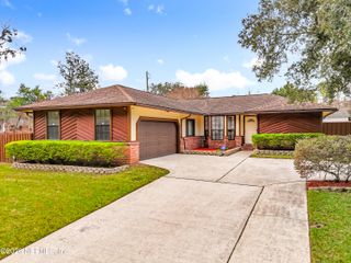 10298 LONE STAR Road, Jacksonville, FL 32225