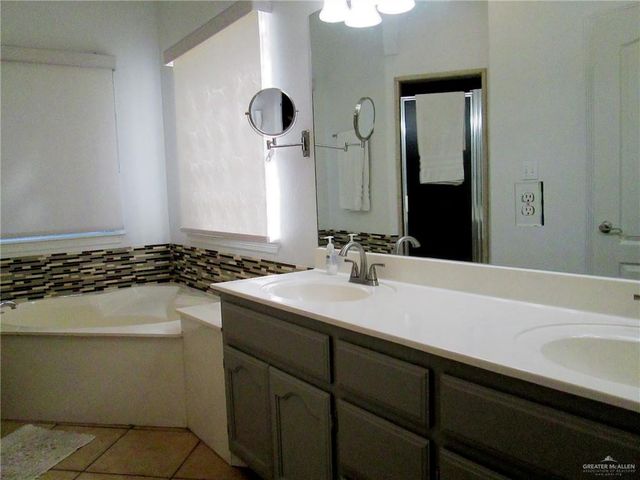 7405 N 17th Street, Mcallen, TX 78504