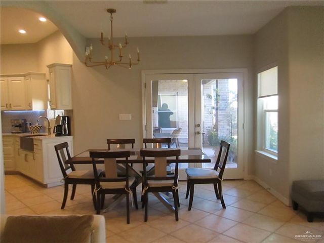 7405 N 17th Street, Mcallen, TX 78504