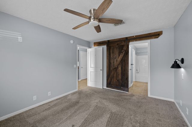 911 Keepsake Diamond Ln, Murfreesboro, TN 37128