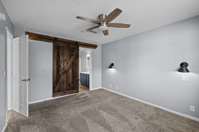 911 Keepsake Diamond Ln, Murfreesboro, TN 37128