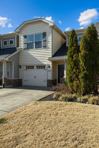 911 Keepsake Diamond Ln, Murfreesboro, TN 37128