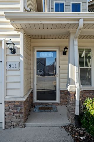 911 Keepsake Diamond Ln, Murfreesboro, TN 37128