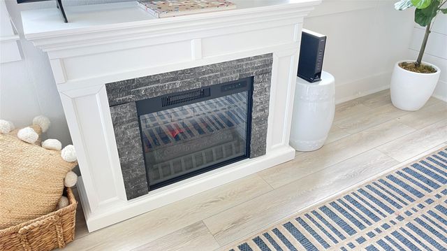 4231 Pointe West Dr Drive 103, Galveston, TX 77554