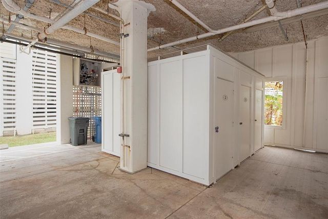 4231 Pointe West Dr Drive 103, Galveston, TX 77554