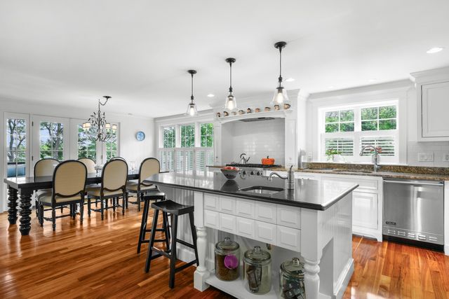 66 Tern Lane, Centerville, MA 02632