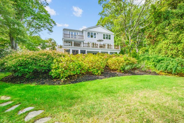 66 Tern Lane, Centerville, MA 02632