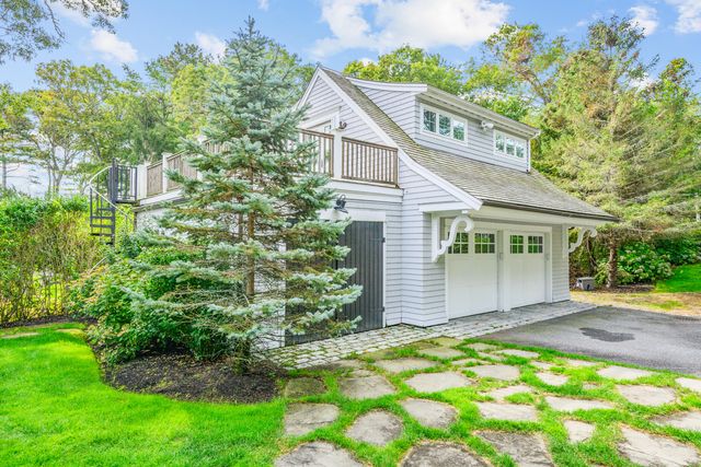 66 Tern Lane, Centerville, MA 02632