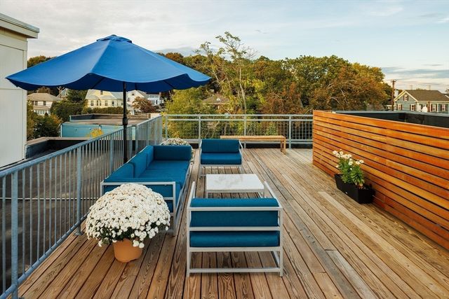 30 Mill 218, Arlington, MA 02476