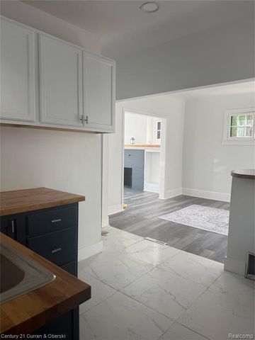 14845 Mark Twain, Detroit, MI 48227