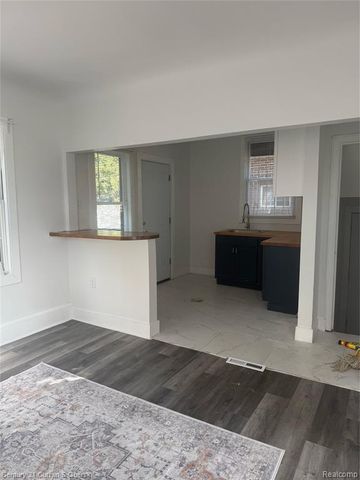 14845 Mark Twain, Detroit, MI 48227