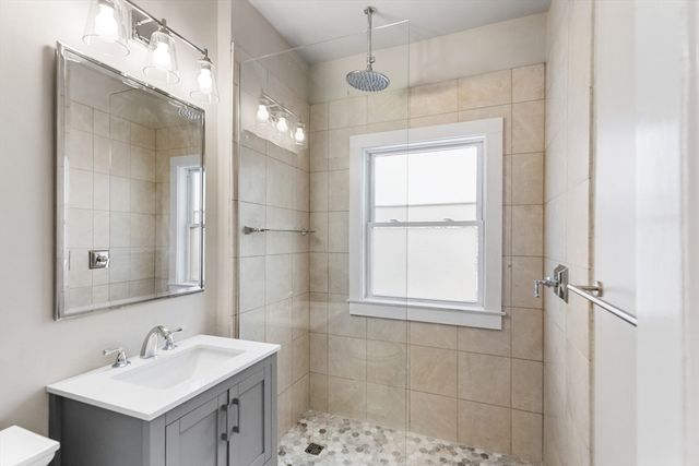 957 Washington St 1, Newton, MA 02460