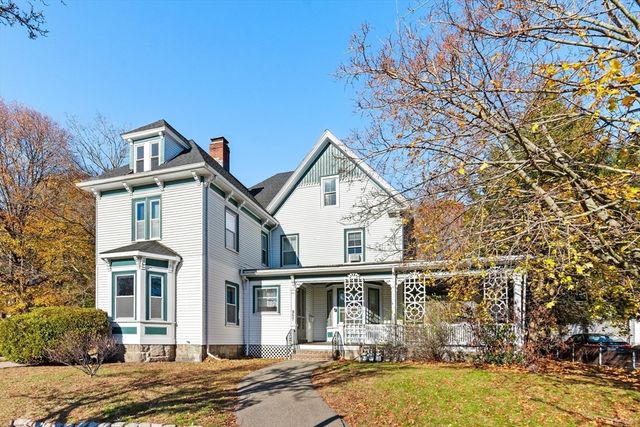 957 Washington St 1, Newton, MA 02460