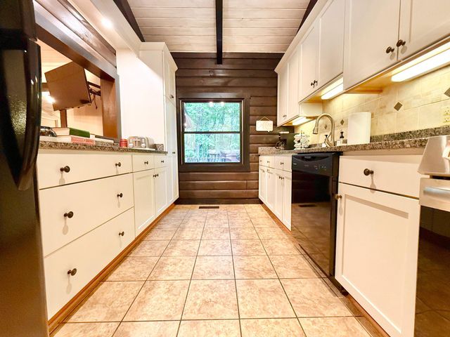 579 TUCKAHOE TRL TRL, Hedgesville, WV 25427