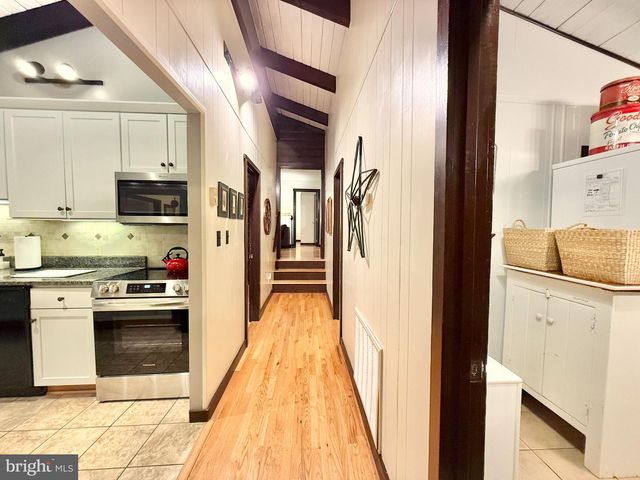 579 TUCKAHOE TRL TRL, Hedgesville, WV 25427